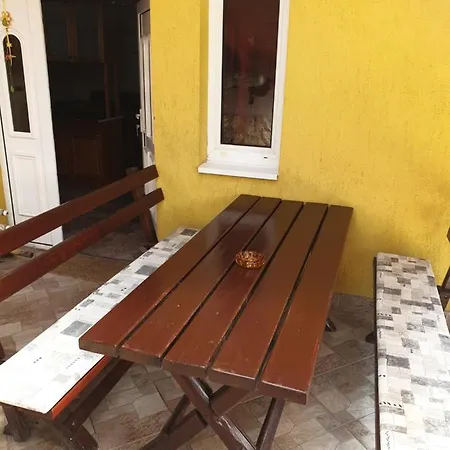 Vilmos Pince Fogado Tatil Evi *