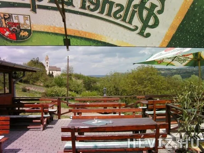 Дом отдыха Vilmos Pince Fogado Хевиз